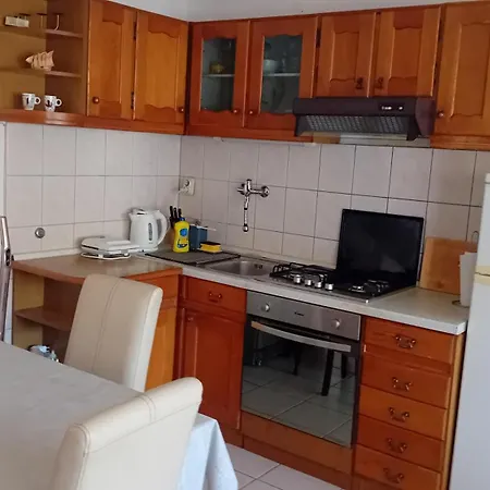 Bella Apartment Split